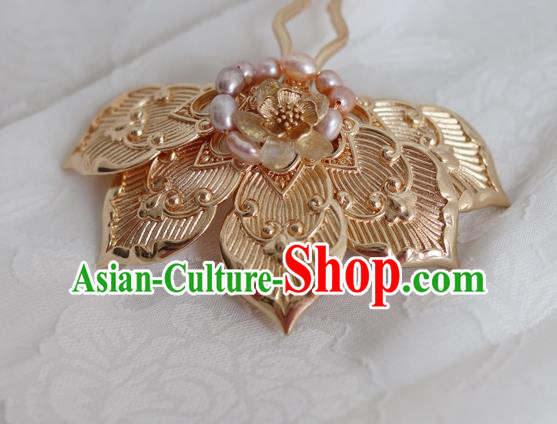 China Ancient Empress Golden Feather Hairpin Traditional Ming Dynasty Pearls Hair Stick