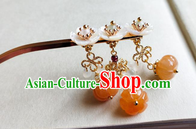 China Ancient Princess Hairpin Traditional Ming Dynasty Shell Plum Blossom Hair Stick