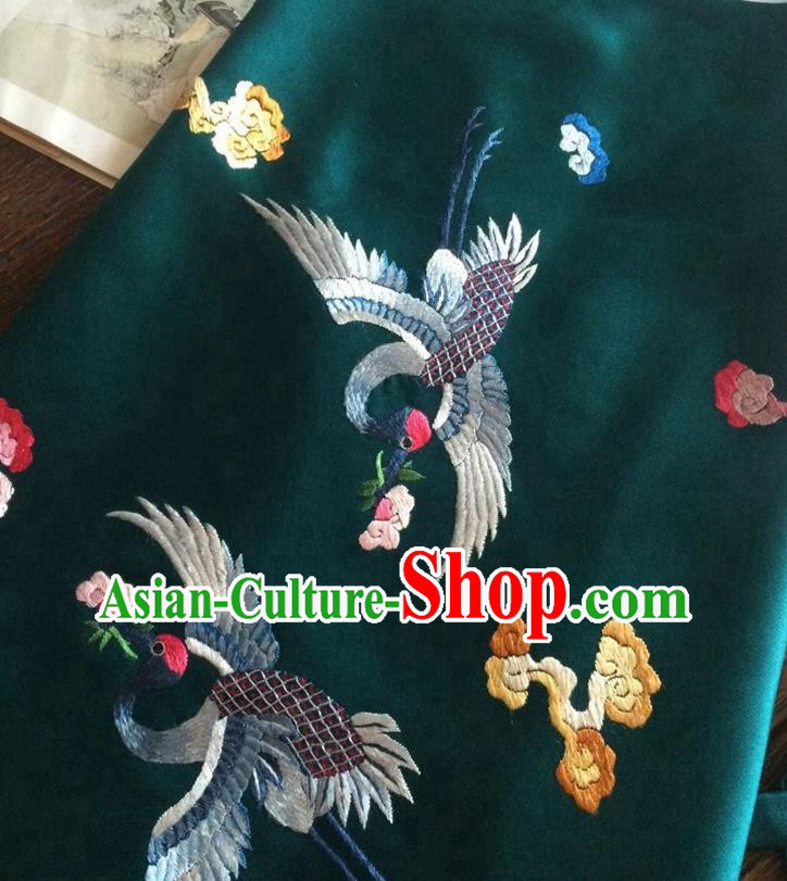 China Traditional Stomachers Undergarment Handmade Embroidered Cranes Atrovirens Silk Bellyband