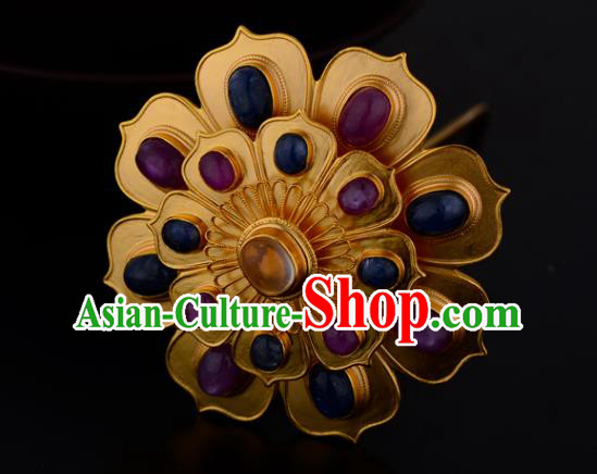 China Ancient Court Queen Golden Lotus Hairpin Handmade Traditional Ming Dynasty Gems Hair Crown