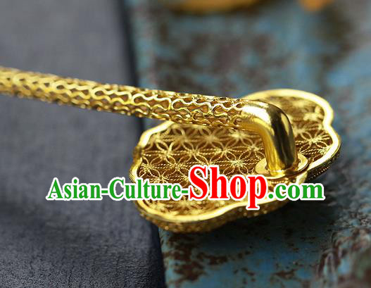 China Ancient Empress Filigree Hairpin Handmade Traditional Ming Dynasty Ruby Hair Stick