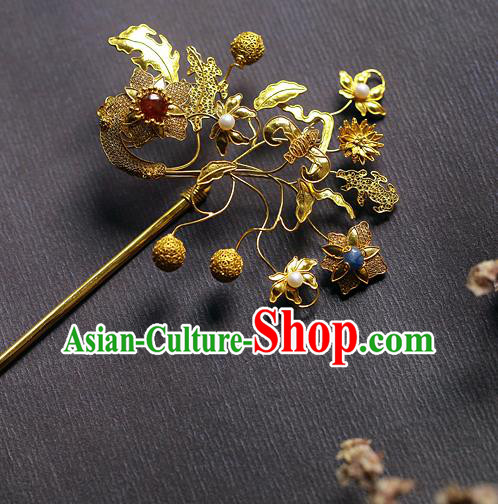China Ancient Empress Pearls Agate Hairpin Handmade Traditional Ming Dynasty Golden Bat Hair Stick