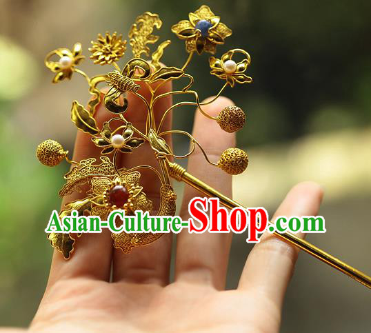 China Ancient Empress Pearls Agate Hairpin Handmade Traditional Ming Dynasty Golden Bat Hair Stick