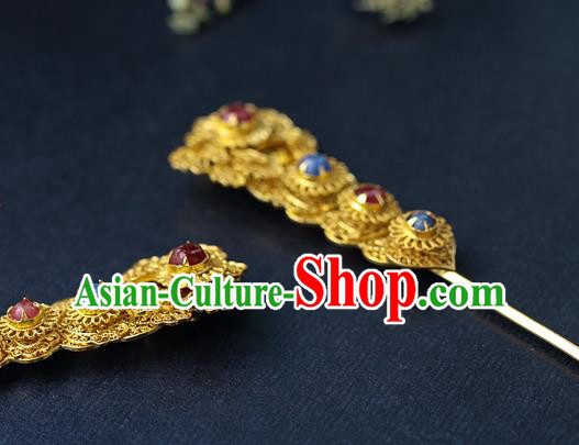 China Ancient Court Beauty Gems Headpiece Traditional Ming Dynasty Empress Filigree Peony Hairpin