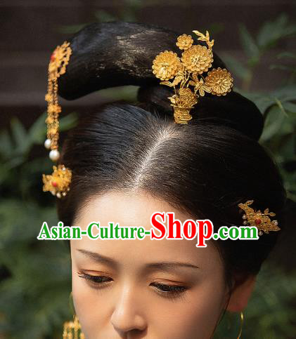 China Ancient Royal Rani Hair Stick Traditional Ming Dynasty Court Filigree Chrysanthemum Hairpin