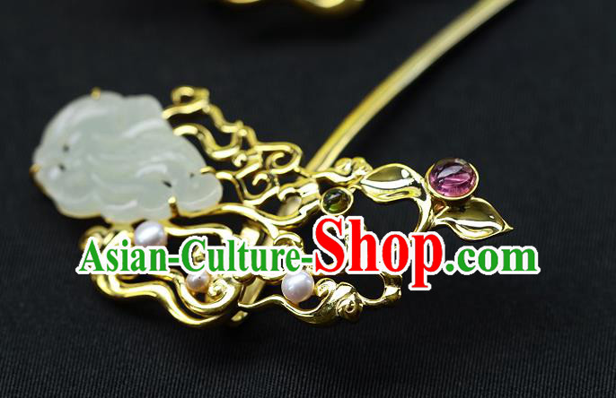 China Ancient Empress Jade Hair Jewelry Traditional Ming Dynasty Queen Golden Hairpin