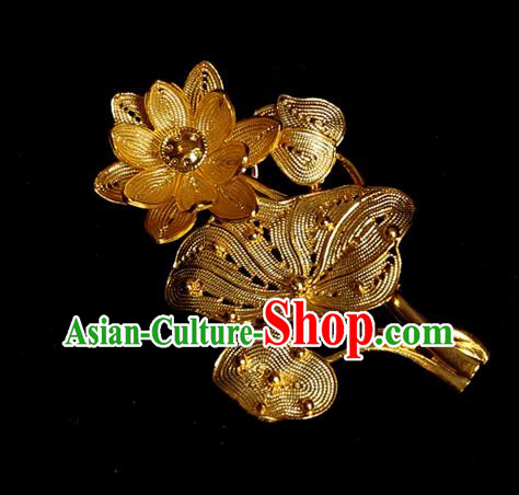 Handmade Chinese Cheongsam Golden Lotus Brooch Accessories Traditional Wedding Breastpin Jewelry