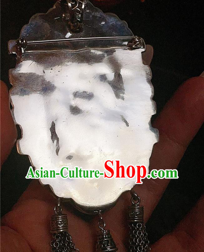 China Traditional Silver Tassel Necklace Accessories Handmade Wedding Jade Necklet Pendant