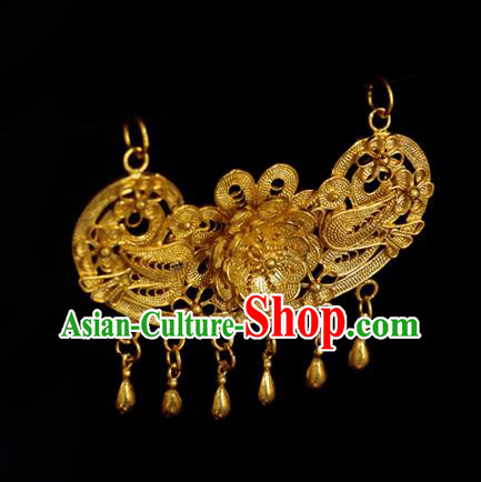 China Traditional Hanfu Tassel Necklace Accessories Ancient Princess Golden Plum Blossom Necklet Pendant