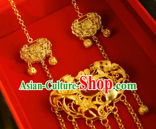 China Traditional Hanfu Agate Necklace Accessories Ancient Princess Golden Lotus Lock Necklet Pendant