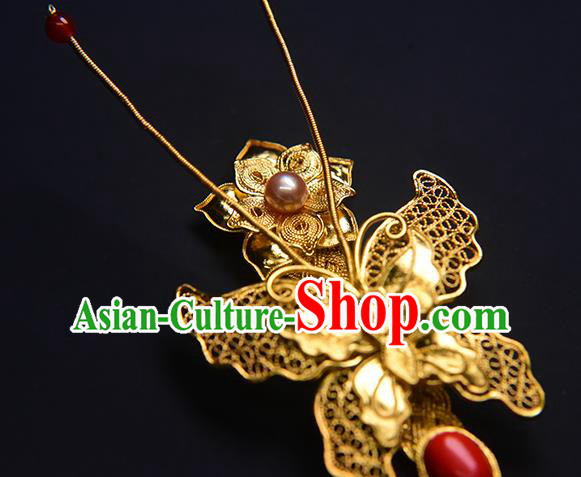 China Traditional Hair Jewelry Ming Dynasty Filigree Butterfly Hairpin Ancient Empress Golden Hair Stick