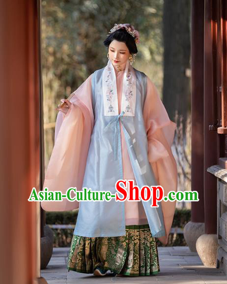 China Ming Dynasty Imperial Consort Historical Clothing Ancient Court Beauty Costumes for Women