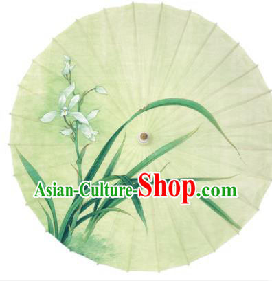 Traditional China Light Green Oil Paper Umbrella Handmade Umbrellas Artware Classical Painting Orchids Paper Umbrella