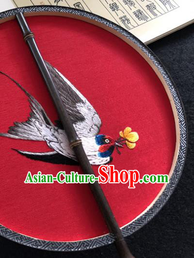 Handmade China Wedding Circular Fan Traditional Hanfu Fans Classical Palace Fan Embroidered Red Silk Fan