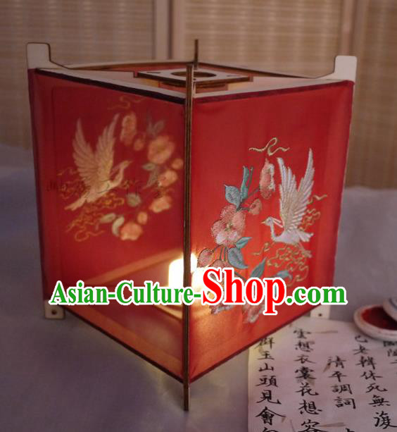 China Classical Red Palace Lantern Handmade Embroidered Crane Lamp Traditional Spring Festival Desk Lantern