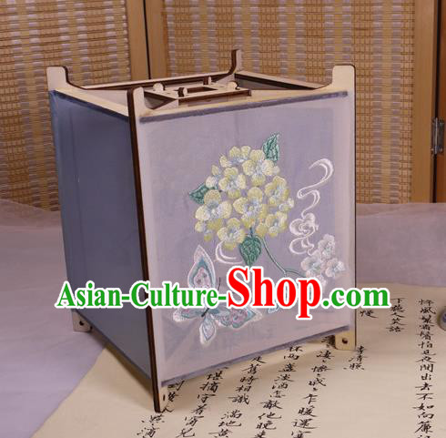 China Classical Lilac Silk Palace Lantern Traditional Spring Festival Lanterns Handmade Embroidered Hydrangea Desk Lamp