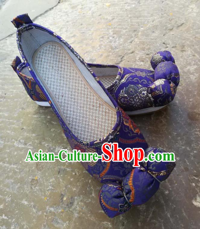 China Traditional Tang Dynasty Princess Shoes Hanfu Shoes Classical Purple Brocade Shoes