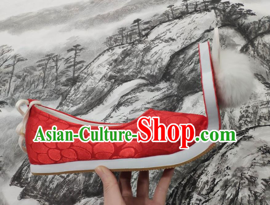 China Classical Red Brocade Shoes Hanfu Venonat Rabbit Shoes Traditional Tang Dynasty Princess Shoes