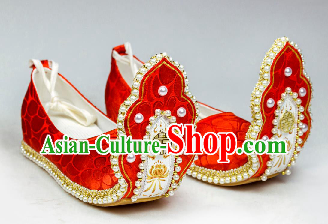 China Hanfu Wedding Shoes Traditional Song Dynasty Princess Pearls Shoes Classical Red Brocade Shoes