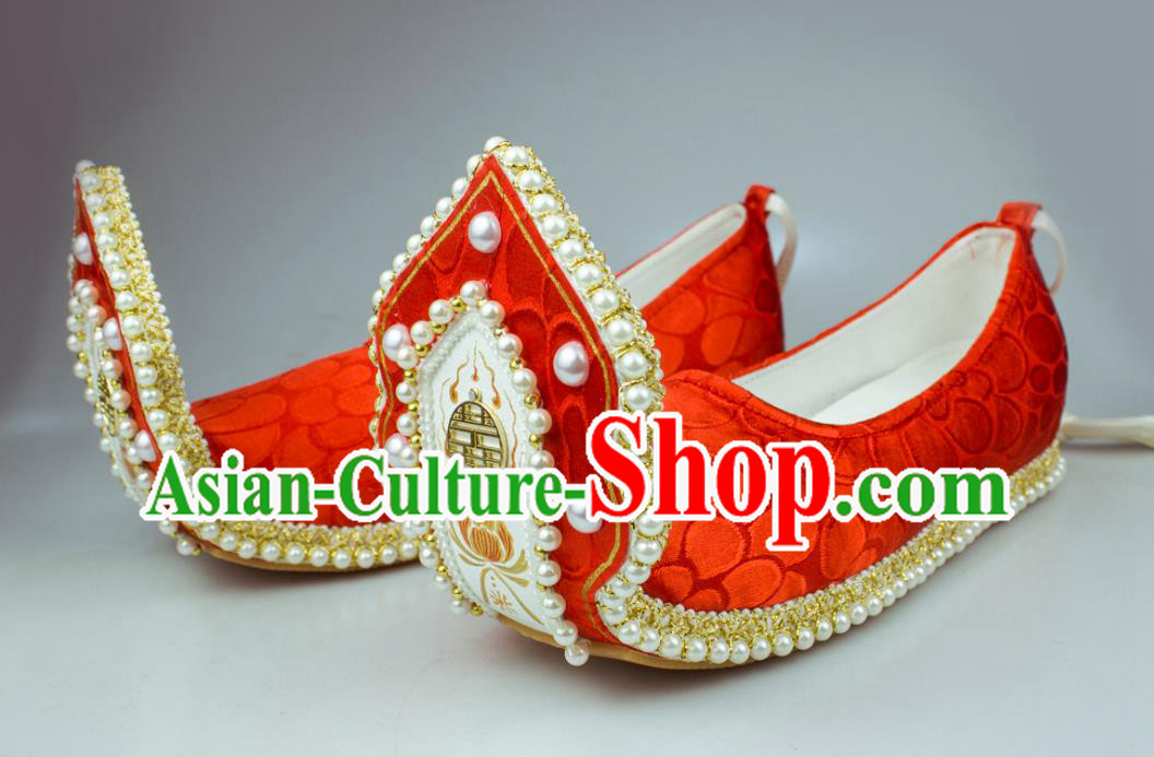China Traditional Song Dynasty Princess Shoes Classical Wedding Pearls Shoes Red Brocade Hanfu Shoes