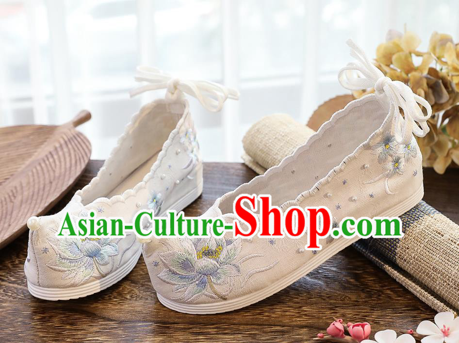 China Hanfu Bow Shoes Traditional White Cloth Shoes Classical Embroidered Lotus Shoes