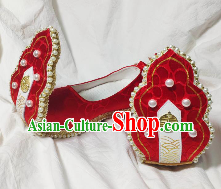 China Classical Red Brocade Shoes Hanfu Pearls Shoes Traditional Song Dynasty Wedding Shoes