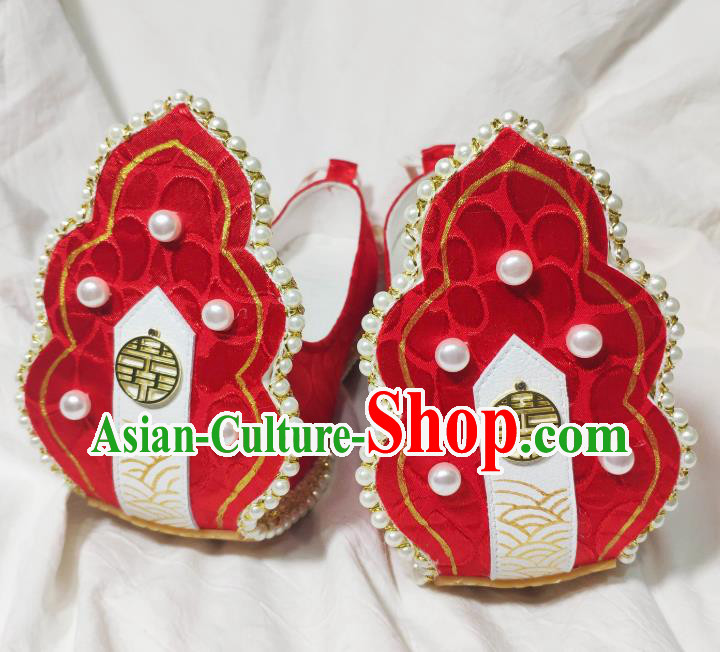 China Classical Red Brocade Shoes Hanfu Pearls Shoes Traditional Song Dynasty Wedding Shoes