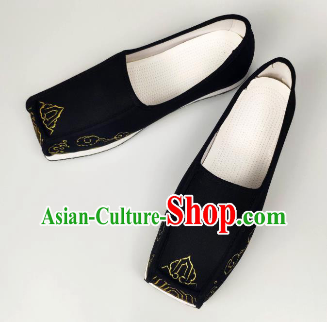 Chinese Handmade Ancient Scholar Black Cloth Shoes Traditional Ming Dynasty Embroidered Shoes