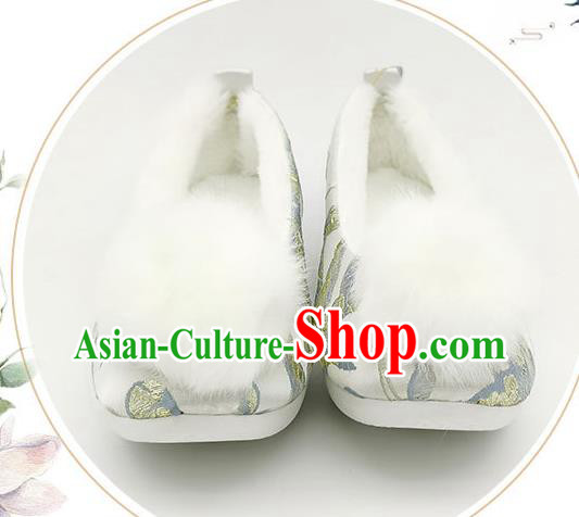 China Traditional Satin Shoes Song Dynasty Noble Lady Hanfu Shoes Classical Brocade Shoes