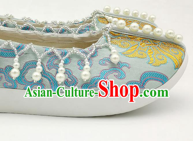 China Handmade Light Blue Brocade Shoes Traditional Song Dynasty Princess Shoes Classical Pearls Shoes