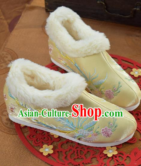 China Embroidered Phoenix Yellow Cloth Shoes Traditional Winter Shoes National Ankle Boots