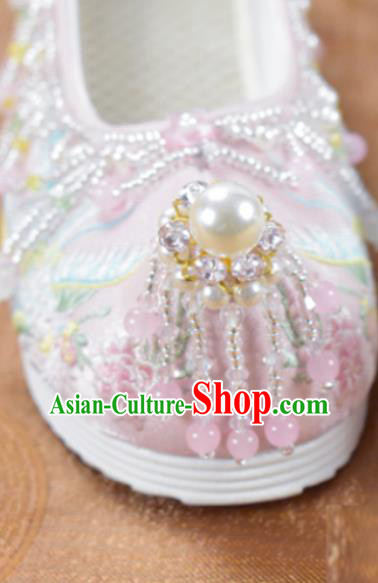 China National Embroidered Pink Cloth Shoes Traditional Hanfu Shoes Wedding Shoes Women Shoes