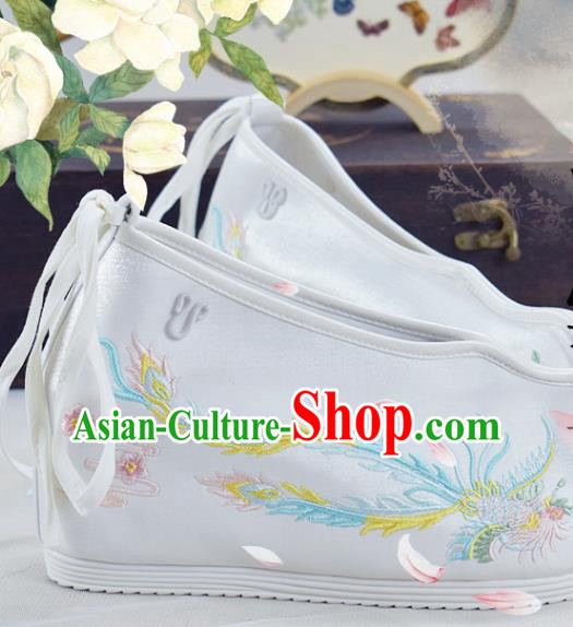 China National Embroidered Shoes White Cloth Shoes Traditional Princess Shoes Women Hanfu Shoes