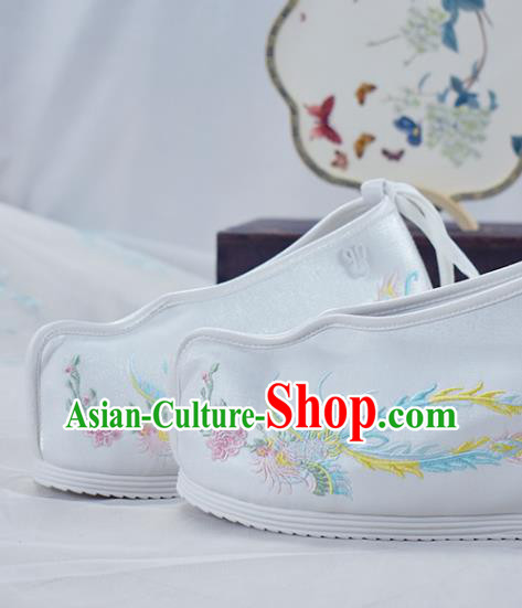 China National Embroidered Shoes White Cloth Shoes Traditional Princess Shoes Women Hanfu Shoes