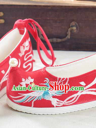 China Traditional Wedding Shoes Red Cloth Shoes National Women Embroidered Shoes