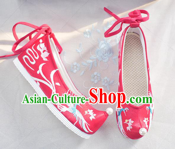 China Traditional Wedding Shoes Red Cloth Shoes National Women Embroidered Shoes