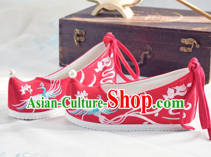 China Traditional Wedding Shoes Red Cloth Shoes National Women Embroidered Shoes