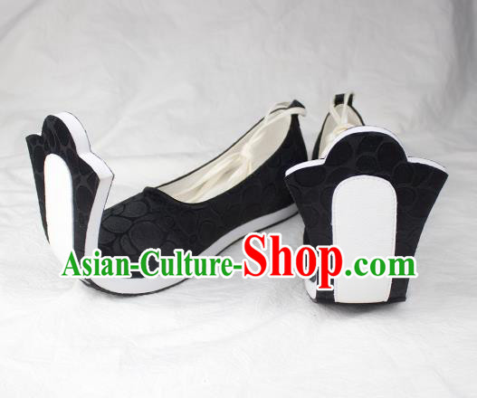 China Handmade Black Brocade Shoes Traditional Tang Dynasty Shoes Classical Hanfu Shoes