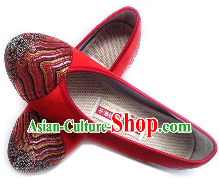 China Traditional Bride Shoes National Women Shoes Embroidered Red Satin Shoes