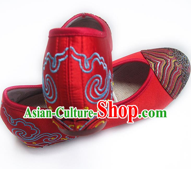 China Traditional Bride Shoes National Women Shoes Embroidered Red Satin Shoes