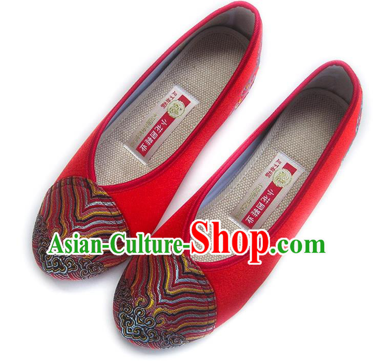 China Traditional Bride Shoes National Women Shoes Embroidered Red Satin Shoes