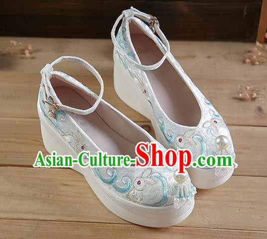 China White Velvet Shoes Traditional Hanfu Shoes Embroidered Rabbit Platform Shoes