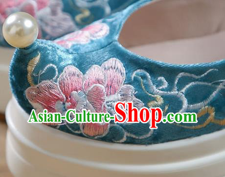 China Blue Velvet Shoes Traditional Hanfu Pearl Shoes Embroidered Peony Platform Shoes