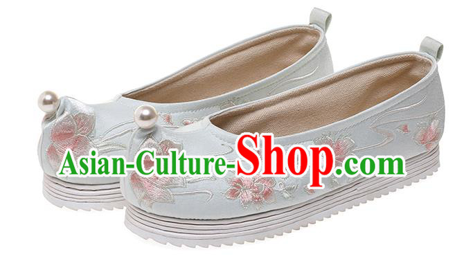 China Traditional Hanfu Princess Shoes Embroidered Peach Blossom Shoes White Cloth Shoes