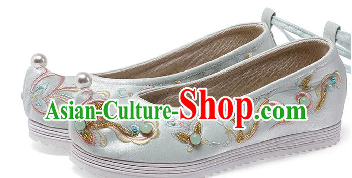 China Traditional Hanfu Shoes Embroidered Beads Shoes Ancient Princess Light Green Satin Shoes