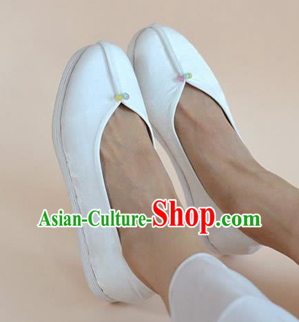 China National Young Lady Shoes Traditional Hanfu White Satin Shoes