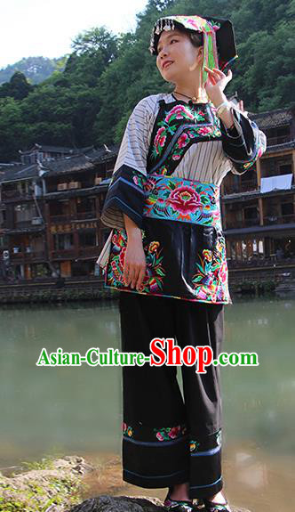 Chinese Miao Nationality Female Informal Clothing Xiangxi Ethnic Folk Dance Costumes and Hat