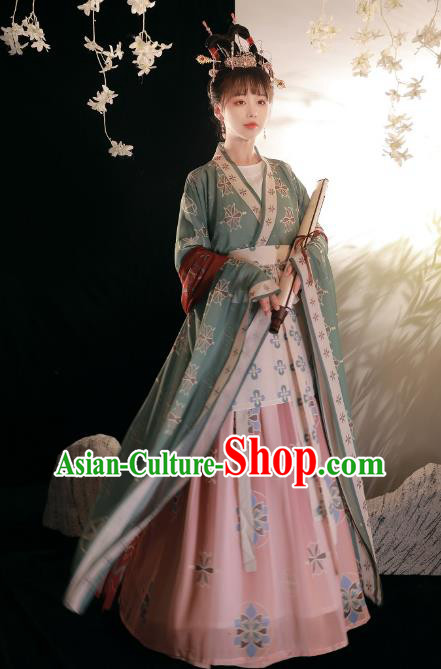 China Traditional Jin Dynasty Royal Princess Clothing Ancient Court Beauty Green Hanfu Dress
