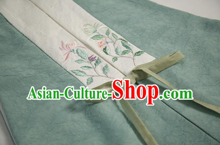 China Ancient Patrician Beauty Hanfu Costumes Traditional Ming Dynasty Historical Clothing