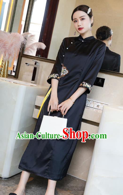 Chinese National Women Zen Clothing Classical Embroidered Navy Silk Qipao Dress Traditional Cheongsam
